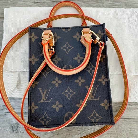 Authentic Louis Vuitton Petit Sac Plat bag - Picture 14 of 14